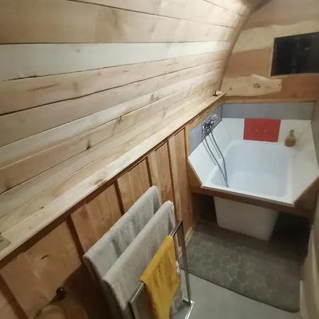 אתר קמפינג La Verdine Lacaze